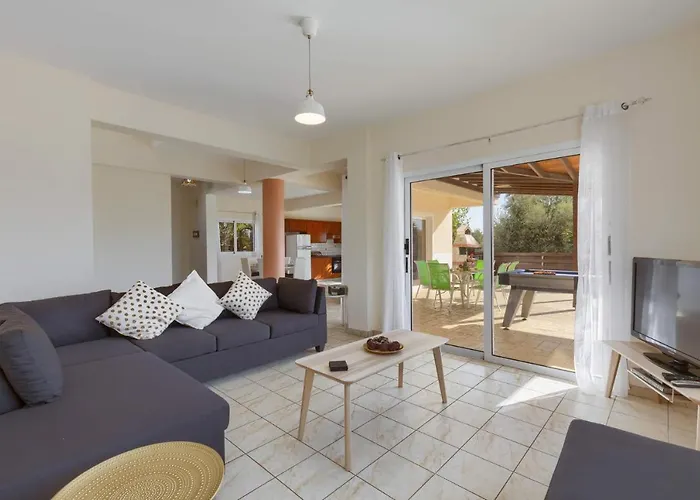 Pandora By Βίλα Πέγεια